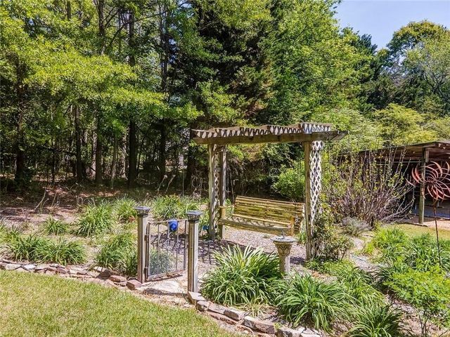 105 Beard Lake Road SE, Rome, GA 30161