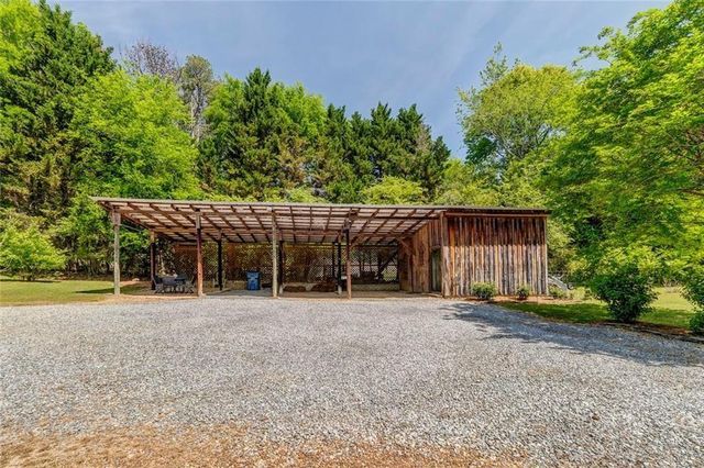 105 Beard Lake Road SE, Rome, GA 30161