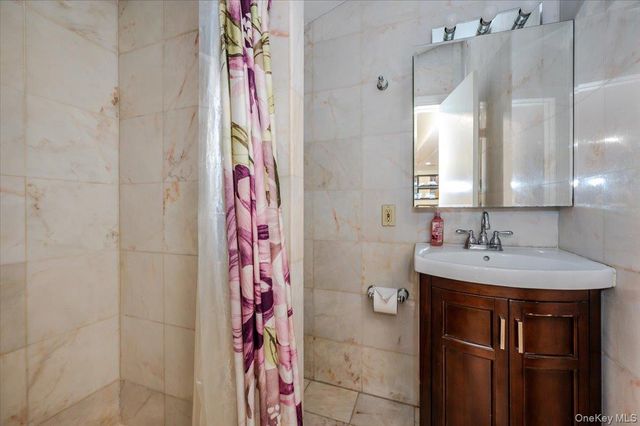 227 Doughty Boulevard, Inwood, NY 11096