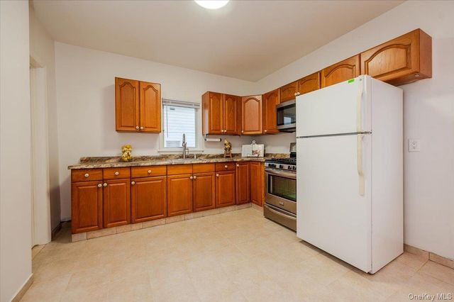 227 Doughty Boulevard, Inwood, NY 11096