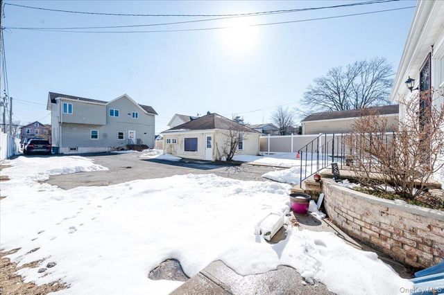 227 Doughty Boulevard, Inwood, NY 11096