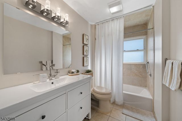 119 Rutgers Pl, Clifton City, NJ 07013
