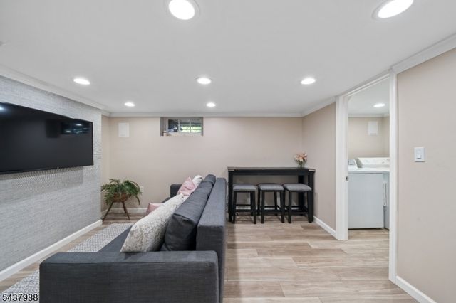 119 Rutgers Pl, Clifton City, NJ 07013