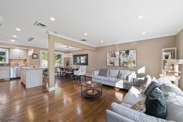 119 Rutgers Pl, Clifton City, NJ 07013