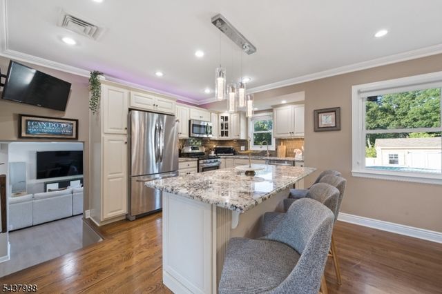 119 Rutgers Pl, Clifton City, NJ 07013