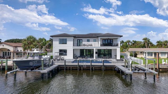 824 Shore Drive, North Palm Beach, FL 33408