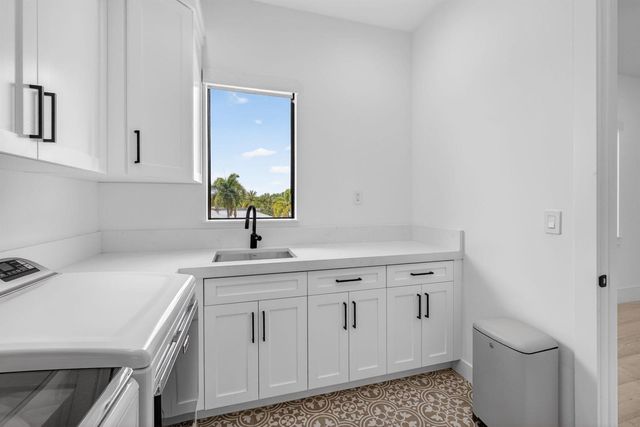 824 Shore Drive, North Palm Beach, FL 33408