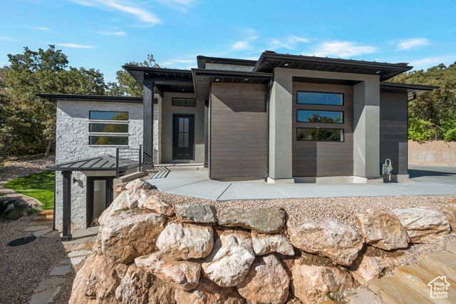 5619 S FOX CHASE, South Ogden, UT 84403