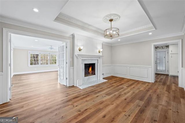 2667 FONTAINEBLEAU Drive, Dunwoody, GA 30360