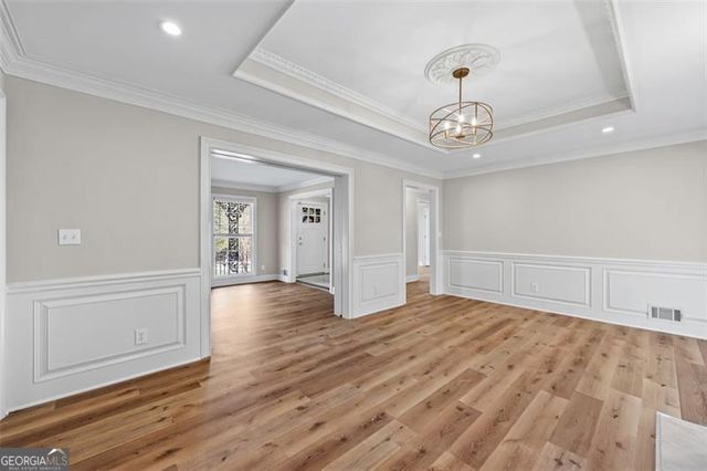 2667 FONTAINEBLEAU Drive, Dunwoody, GA 30360