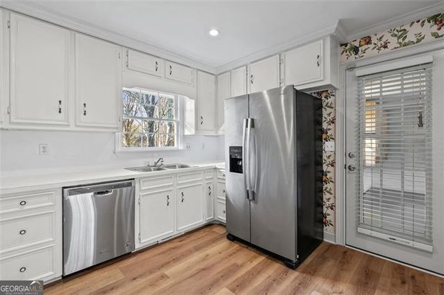 2667 FONTAINEBLEAU Drive, Dunwoody, GA 30360