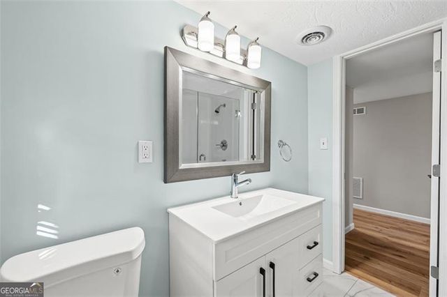 2667 FONTAINEBLEAU Drive, Dunwoody, GA 30360