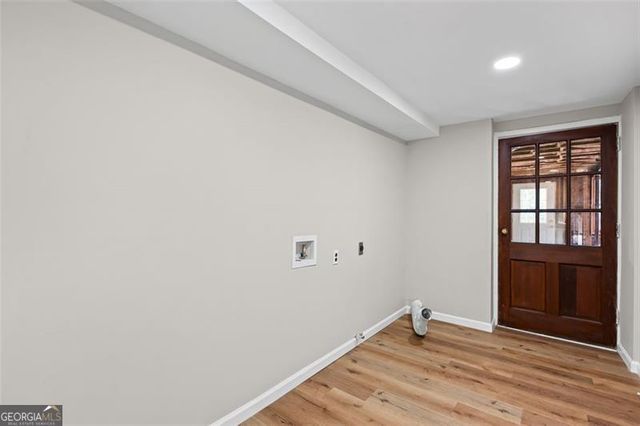 2667 FONTAINEBLEAU Drive, Dunwoody, GA 30360