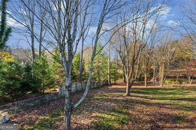 2667 FONTAINEBLEAU Drive, Dunwoody, GA 30360