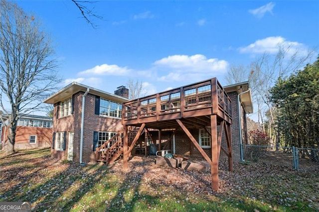 2667 FONTAINEBLEAU Drive, Dunwoody, GA 30360