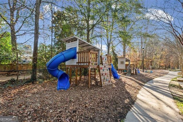 2667 FONTAINEBLEAU Drive, Dunwoody, GA 30360