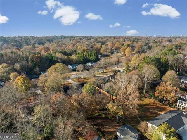 2667 FONTAINEBLEAU Drive, Dunwoody, GA 30360