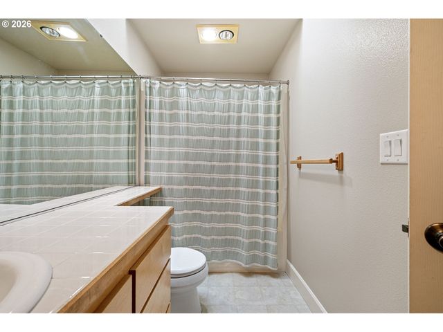 3368 BENTLEY Ave, Eugene, OR 97405