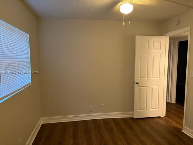 15 NE 13th St B, Fort Lauderdale, FL 33304