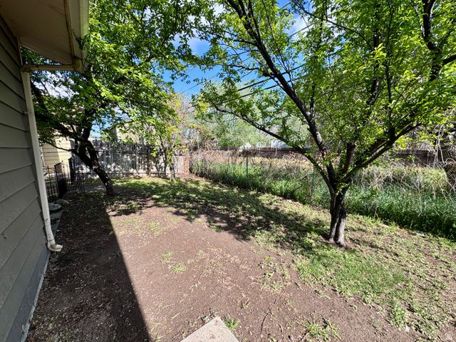 3930 W DEAN DR, West Valley City, UT 84120