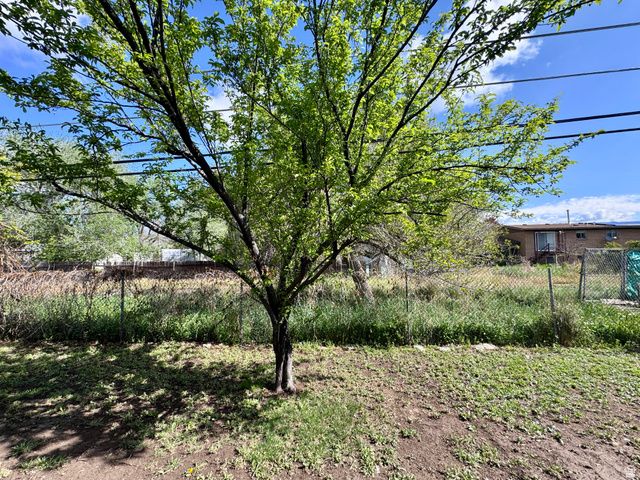 3930 W DEAN DR, West Valley City, UT 84120