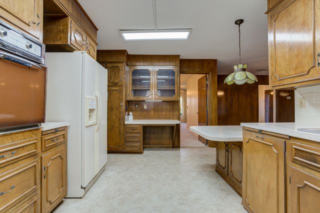 509 18th Street, Seagraves, TX 79359