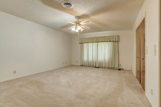 509 18th Street, Seagraves, TX 79359