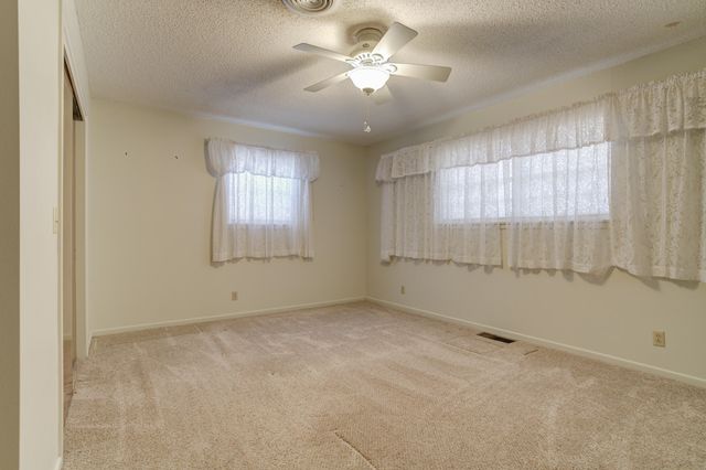 509 18th Street, Seagraves, TX 79359