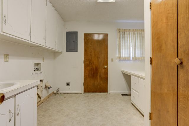 509 18th Street, Seagraves, TX 79359