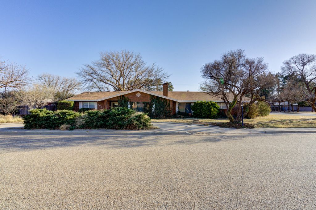 509 18th Street, Seagraves, TX 79359