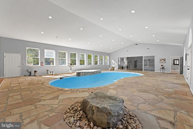141 YORKETOWN, Woodstown, NJ 08098