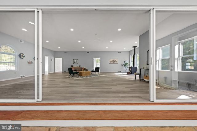 141 YORKETOWN, Woodstown, NJ 08098