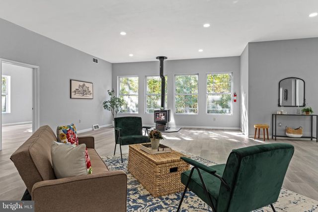 141 YORKETOWN, Woodstown, NJ 08098