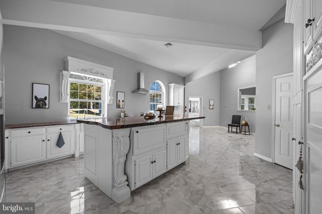 141 YORKETOWN, Woodstown, NJ 08098