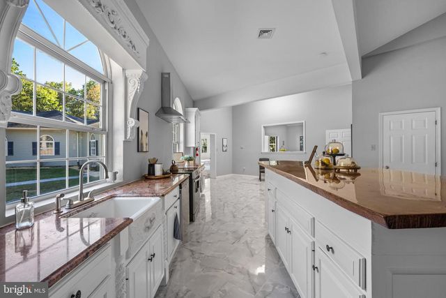 141 YORKETOWN, Woodstown, NJ 08098