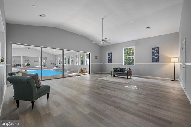 141 YORKETOWN, Woodstown, NJ 08098