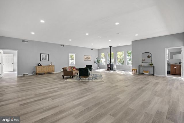 141 YORKETOWN, Woodstown, NJ 08098