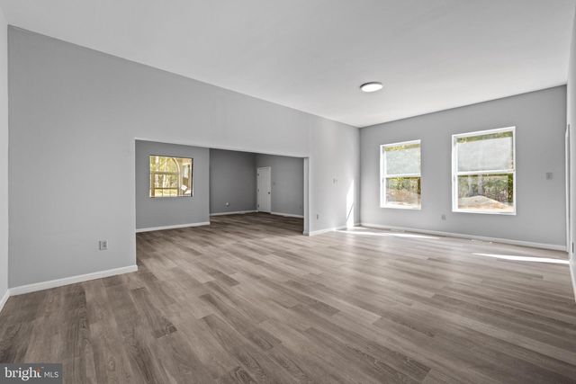 141 YORKETOWN, Woodstown, NJ 08098