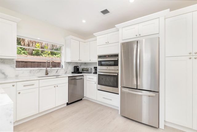 439 28th Street, West Palm Beach, FL 33407