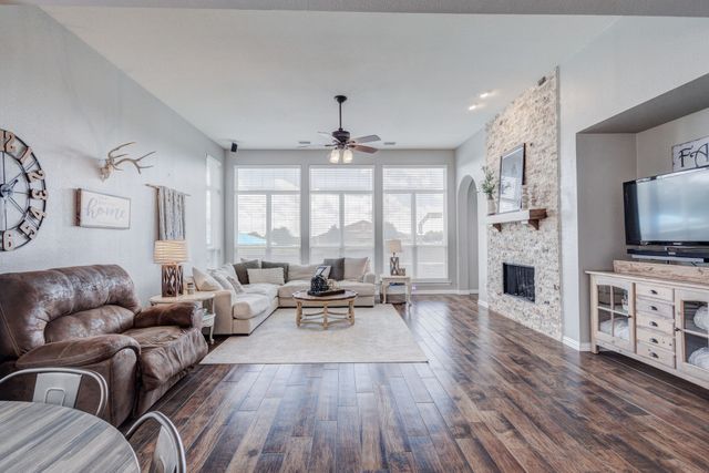 6514 Field Crest Lane, Sachse, TX 75048