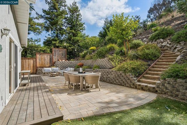 1064 Leland Drive, Lafayette, CA 94549