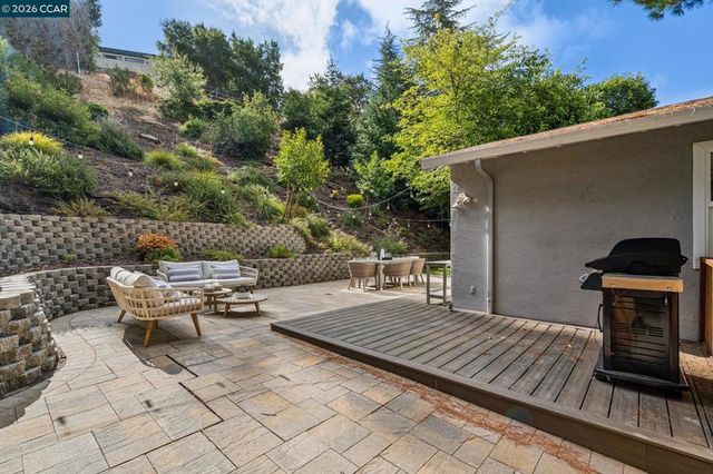 1064 Leland Drive, Lafayette, CA 94549