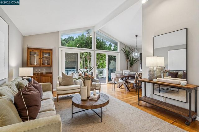 1064 Leland Drive, Lafayette, CA 94549