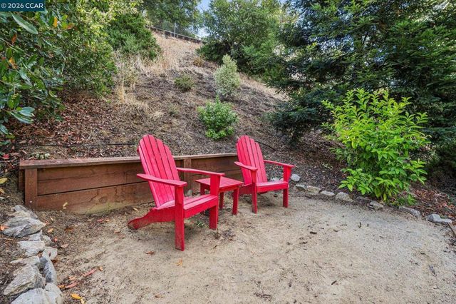 1064 Leland Drive, Lafayette, CA 94549