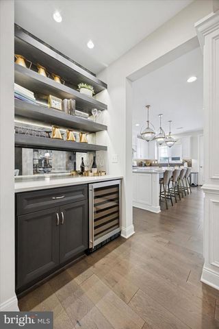 4 WHITE FIELD CT, Ambler, PA 19002