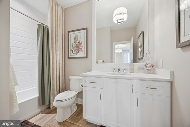 4 WHITE FIELD CT, Ambler, PA 19002