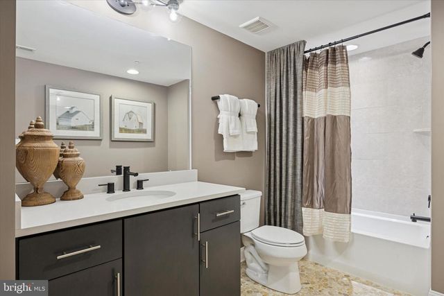 4 WHITE FIELD CT, Ambler, PA 19002