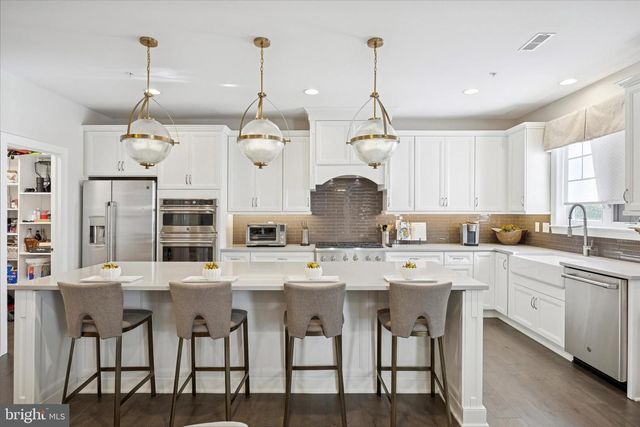 4 WHITE FIELD CT, Ambler, PA 19002