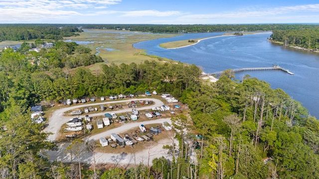 2204 Jefferson Circle, Little River, SC 29566