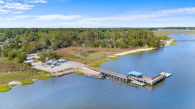 2204 Jefferson Circle, Little River, SC 29566